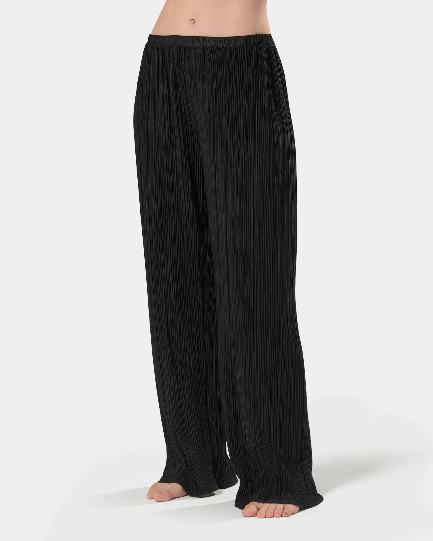 BLUEBELLA Neeson Cami And Trouser Set Black - Image 2