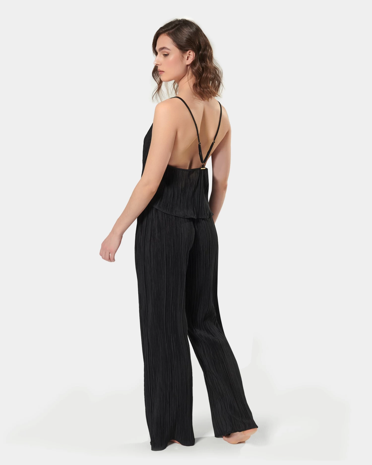 BLUEBELLA Neeson Cami And Trouser Set Black - Image 10