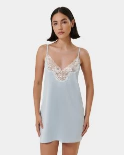 BLUEBELLA Isabella Luxury Satin Short Chemise Ice Water Blue/White
