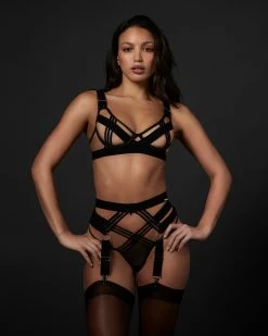 BLUEBELLA Set: Sutton Black